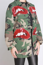 Load image into Gallery viewer, Red Lips Sequins Camo Plus Jacket
